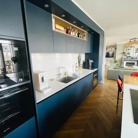 Luxurious And Family Duplex 4bd With Incredible View * Parijs