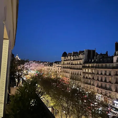 Appartement Luxurious And Family Duplex 4bd With Incredible View Parijs
